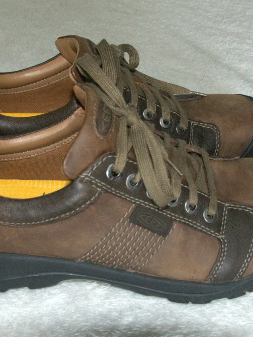 KEEN Austin Men's Casual Shoes Brown Leather size 10